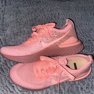 Nike Epic React Flyknit 2 Women's Running Shoe